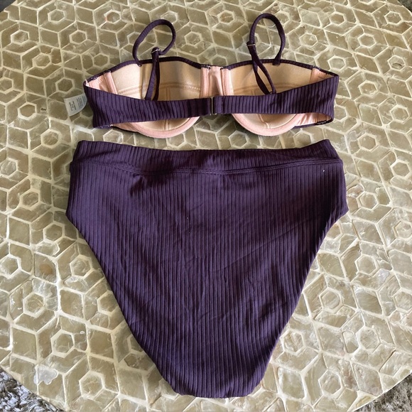 Madewell Ribbed Balconette Bikini Top & Hi-Waist bottoms in True Aubergine (S/M) - Picture 6 of 9